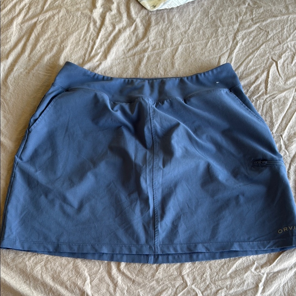 Orvis blue Athletic Skort L